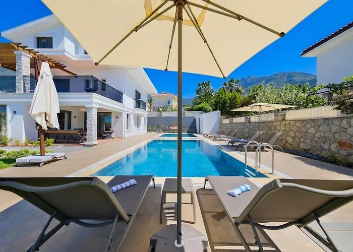 فيلة Milagro فتحية