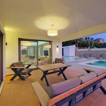 Milagro Villa *